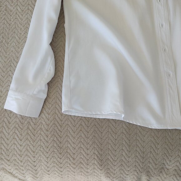 Indigo Rose Women's Shirt Size: M, Color: White - Picture 9 of 16